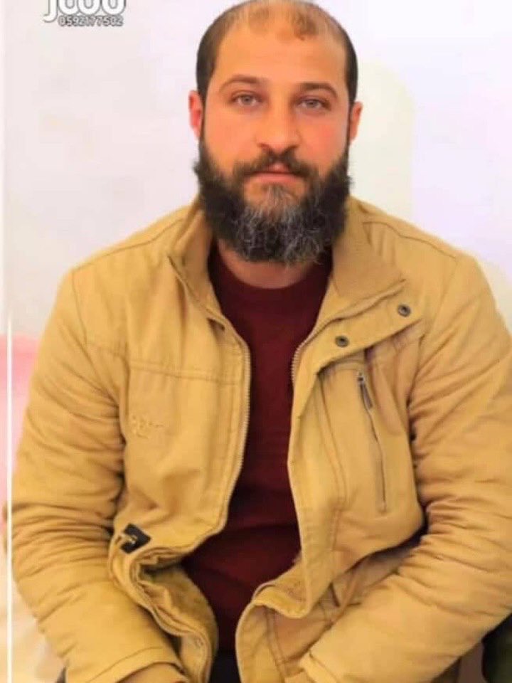 Urgent Humanitarian Appeal :
Mohamed Ahmed El-Sayed El-Basyouni, a young father, fell from his tent on the fourth floor in Deir al-Balah due to strong winds. He is now in intensive care in critical condition.