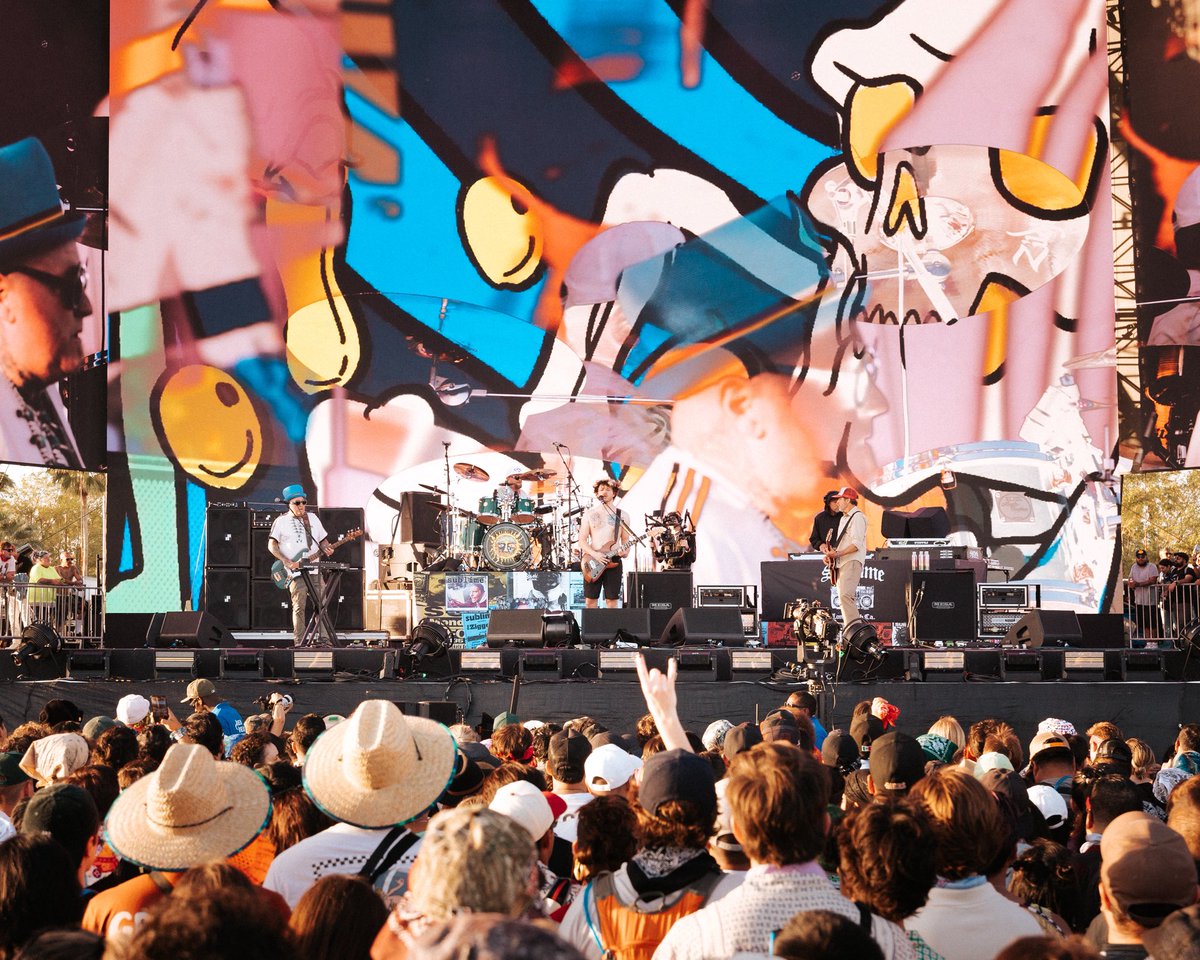 sublime's tweet image. Tomorrow is 2 years since we announced @Coachella and the start of a new chapter! 🎡🌞