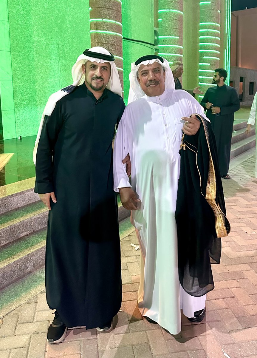 danagroupsa's tweet photo. صورة تجمعني بالغالي ابو صلاح الصادق من اهالي صفوى الحبيبه في زواج ابنه حسين ربي يبارك بعمرك ابو صلاح ٢٦رجب 🌺❤️#فرقة دانة سيهات https://t.co/e8ImEQ8Onh