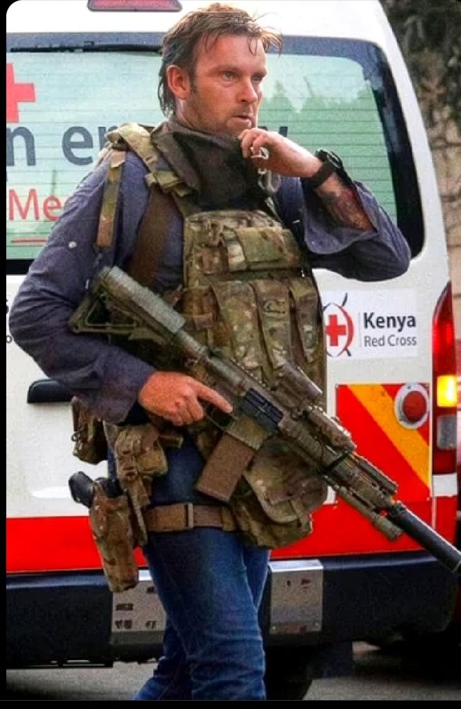 Duc_Autumn's tweet image. 🚨 Seven years on, your courage that day at DusitD2 still inspires us all to stand firm against terror. 🙏🇰🇪 Grateful for heroes like you who ran toward the darkness so light could prevail. Faith over fear, always @one_man_in 💪 #7YearsLater #StandAgainstEvil #TerroristAttackGirl