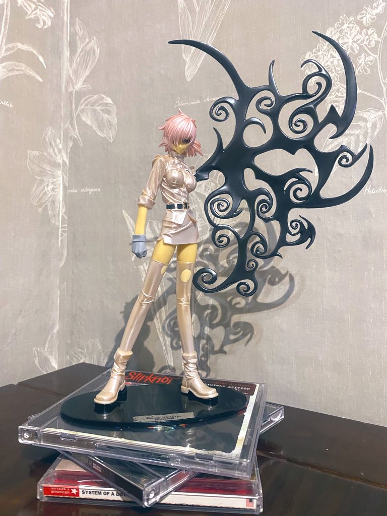 taka_l0ver's tweet photo. Seras victoria yamato figure altern color 
#hellsing https://t.co/ENaL8UeW27