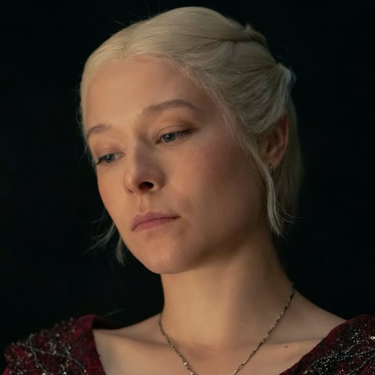 Rhaenyra Targaryen tweet media