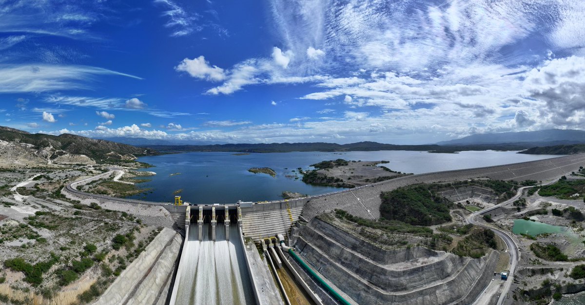 Hoy se probaron con éxito las compuertas de la Presa de Montegrande. Felicito al presidente de la República <a href="/luisabinader/">Luis Abinader</a> por la confianza depositada en el @indrhird para hacer realidad esta obra histórica, construida en tiempo récord y con calidad para el país. 🇩🇴💧