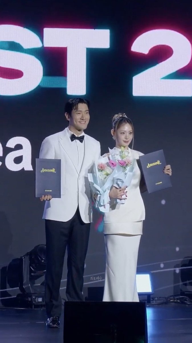 <a href="/siwonchoi/">Siwon Choi</a> embajador de TikTok Live 2026.

#최시원 #SiwonChoi #시원 #SIWON