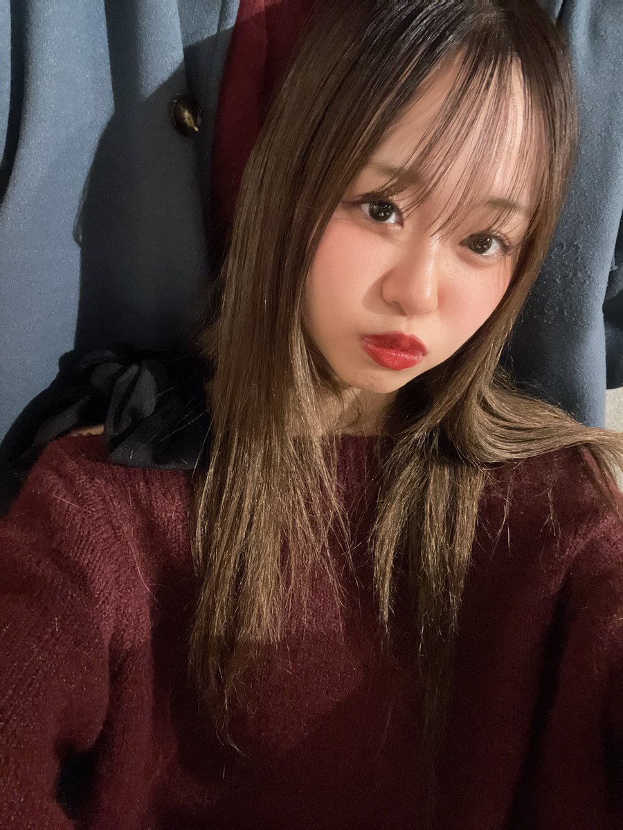 おはよう☀️
お仕事頑張ろうねー！！
みなさんは1週間ラスト！！もねははじまり！！笑

昨日配信ありがとう🥹