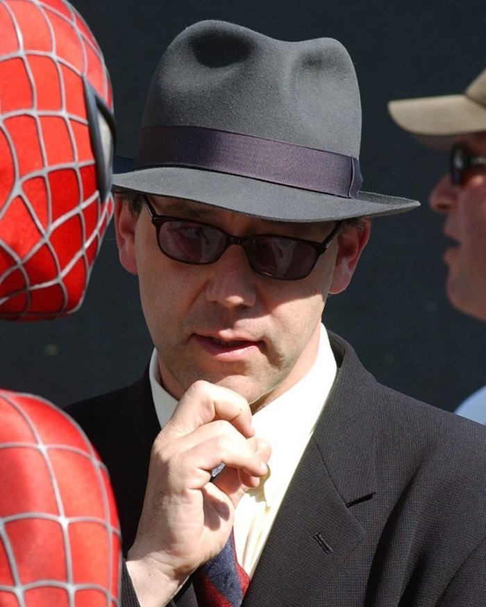 ShadesFrance's tweet image. 🚨 On a demandé à Sam Raimi quelle était sa principale critique des films de super-héros modernes :

« Qu'ils ne m'en proposent pas davantage » 💀