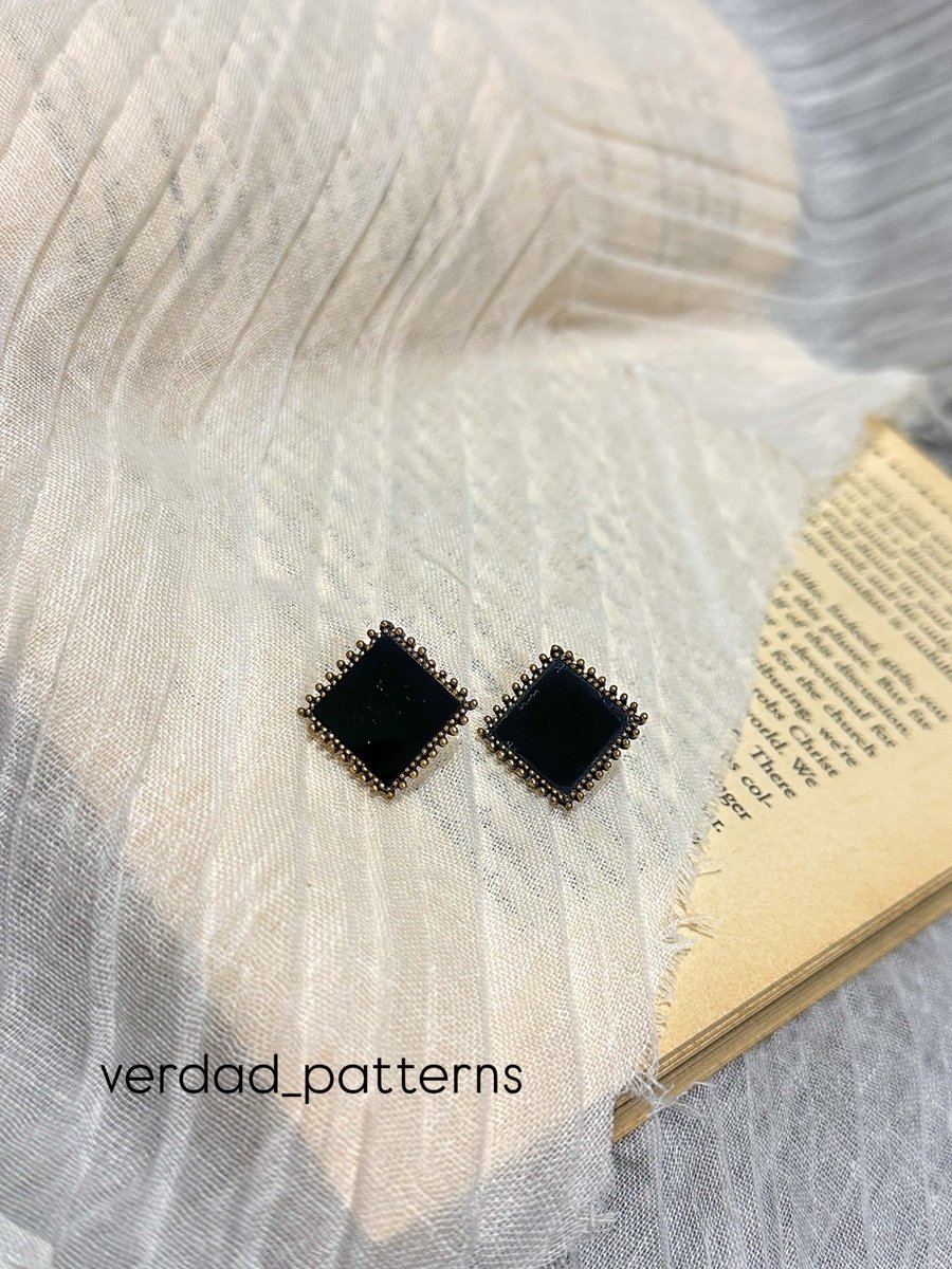 VerdadPatterns's tweet image. Vintage Black Earrings 
Price- N1500
.
To order: Call / WhatsApp: 08163851956 or send us a DM
.