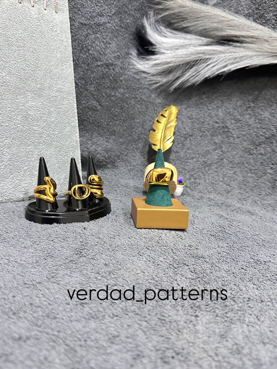VerdadPatterns's tweet image. A Chunky Gold Ring would look perfect as a stand alone or paired 🧡
Price- N5000 each
.
To order: Call / WhatsApp: 08163851956 or send us a DM
.
#goldrings #womensjewelry #chunkyrings #chunkygold #chunkygoldjewellery gold jewelry gold knuckle rings