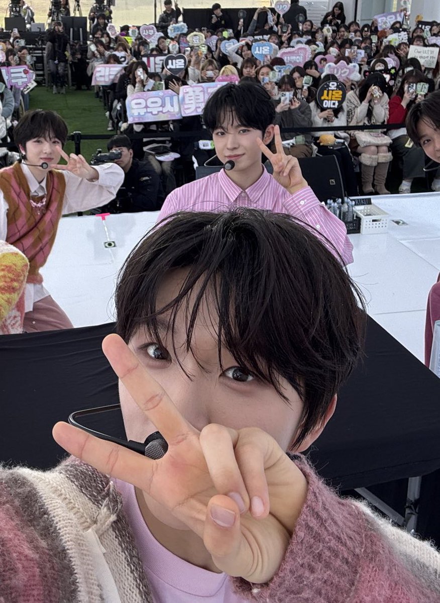 dailyudae's tweet image. 