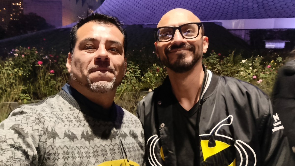 Muchas felicidades #ladofdefrankenvivo <a href="/BEATOFICIAL/">BEAT 100.9 FM</a> ! Gracias por los Stickers