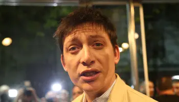 🟥❎⚠️ El gobierno de Milei no multa a FlyBondi porque su dueño es Leonardo Scatturice, ex policía bonaerense, agente inorgánico de la SIDE nombrado por Milei, socio de Daniel Hadad, cómplice y socio de Santiago Caputo. Son la casta, una asociación ilícita de delincuentes.