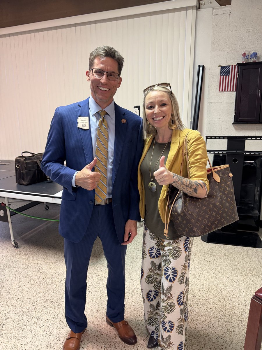 Ashley Earle ™ 🇺🇸 tweet media