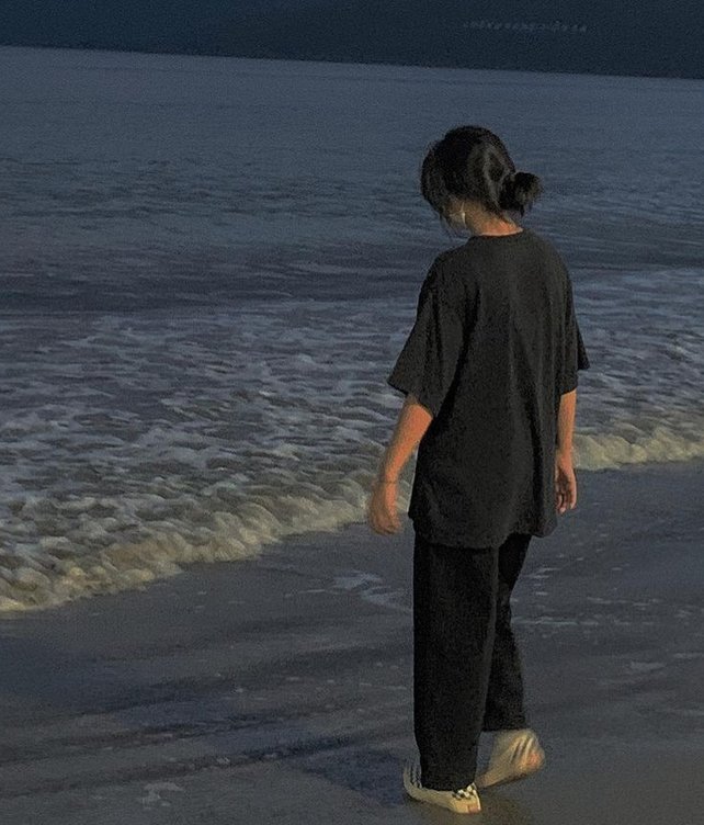 aladepestedrum's tweet image. コーヒー1日5杯飲んでる
完全にカフェイン中毒かもしれない 👩‍👩‍👧