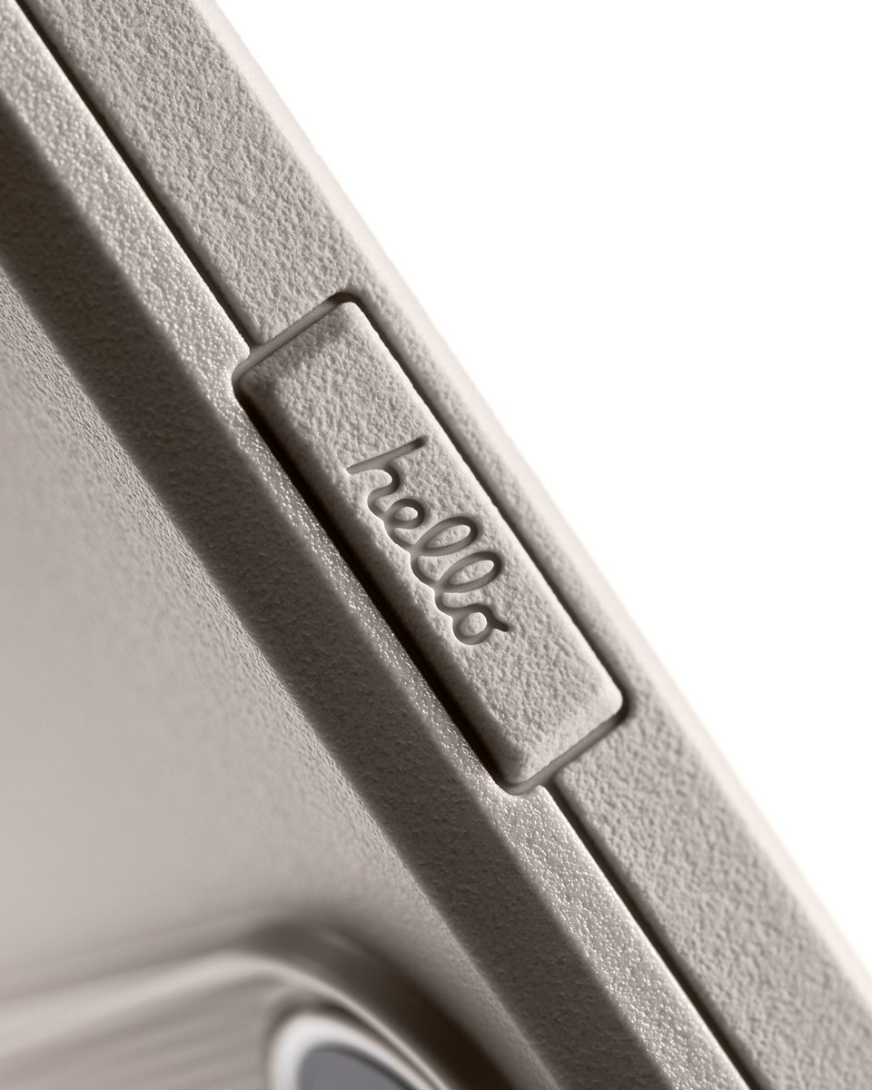 spigen's tweet image. a closer look.