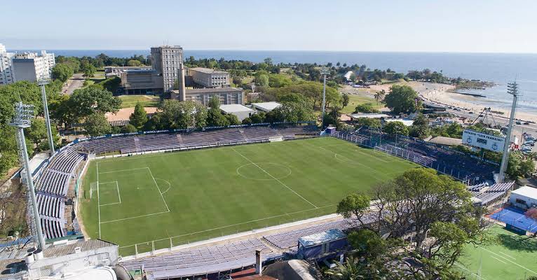 bashardelconce's tweet image. los estadios donde jugará el Conce en la Serie Río de la Plata:

1) Estadio Luis Franzini (20 de enero vs Cerro Largo)
Propiedad de Defensor Sporting. Cancha de césped natural.