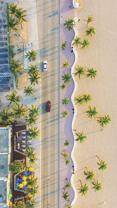 debdou's tweet image. 暑くてエアコン付けたら電気代跳ね上がりそう 😌