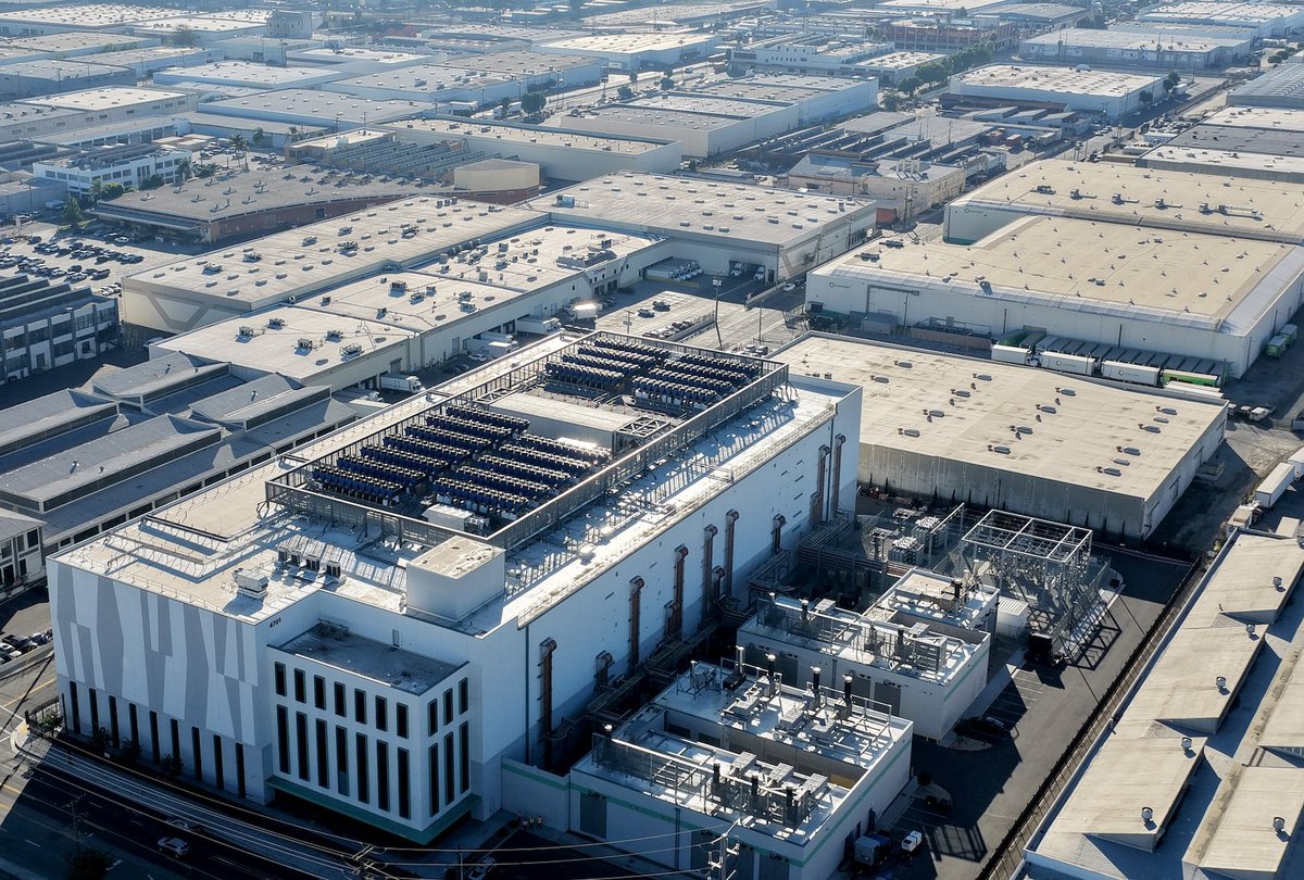 EricLDaugh's tweet image. 🚨 BREAKING: In an unprecedented move, President Trump is reportedly about to announce an emergency power auction FORCING Big Tech companies to pay for $15B in new electricity generation - so Americans don't have higher bills

WOW. Trump is the president of affordability! 🇺🇸