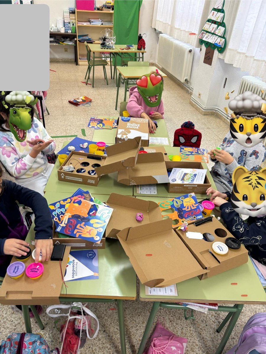 Nuestro cole CEIP HOSPITAL DE LA CRUZ está participando, a lo largo de este curso, en PROYECTO EXPLORADORES STEM ❤️❤️❤️@FundaciónASTI #FundaciónASTI #exploradoresstem #EscuelaInclusiva #micoleesguay #HC <a href="/educacyl/">Educación JCyL</a>