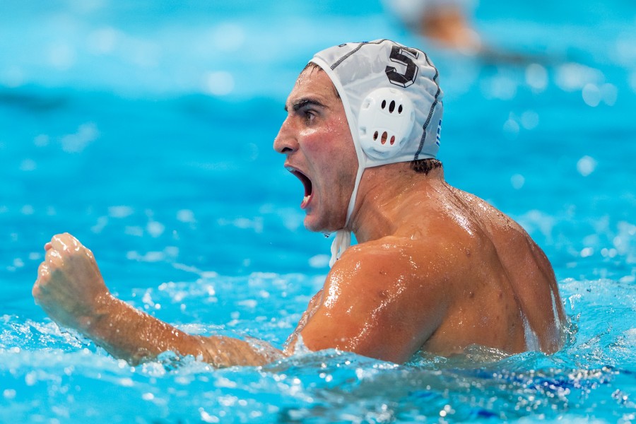 HellenicOlympic's tweet image. 🤽‍♂️Η σπουδαία Εθνική Ομάδα πόλο ανδρών λύγισε την Κροατία σε ένα επικό ματς με 11-10 και βρίσκεται με το ένα πόδι στα ημιτελικά του Ευρωπαϊκού Πρωταθλήματος.
🇬🇷 Μια ιστορική νίκη γιατί είναι η πρώτη επί της Κροατίας σε Ευρωπαϊκό Πρωτάθλημα.