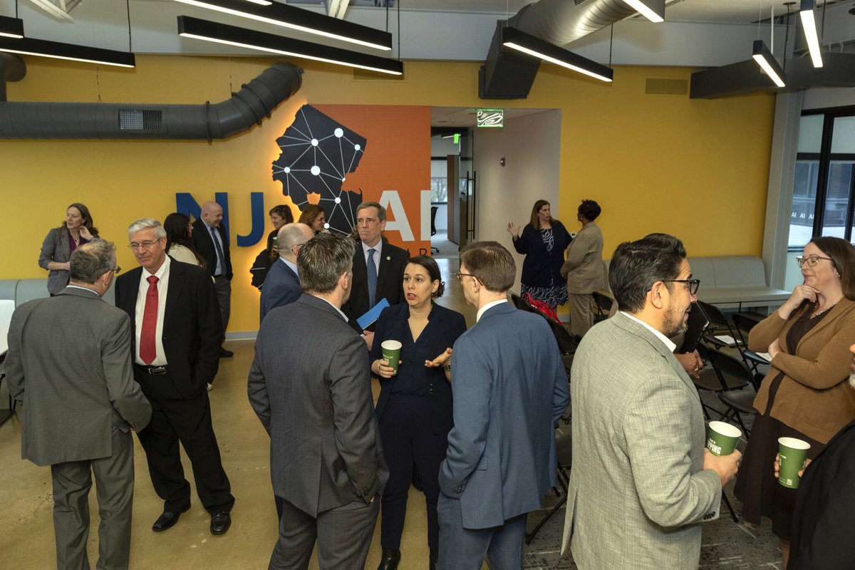 NJ's Community Colleges tweet media