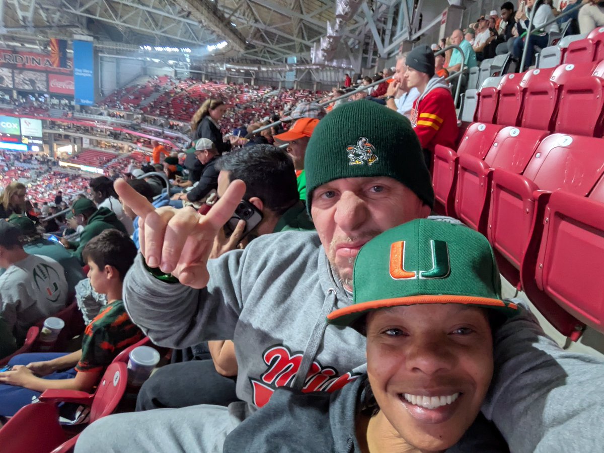 ShaunPChris's tweet photo. A week ago I saw my Hurricanes advance to the Natty! 😳🤯 still can't believe it. Been a Canes fan since 1987 (6 going on 7) Only the true OG's will ever know what that night meant to us! 💯 but we ain't done, no sir 😏😈 LFG CANES! FINISH IT! #GoCanes https://t.co/wG3dNvzPQT