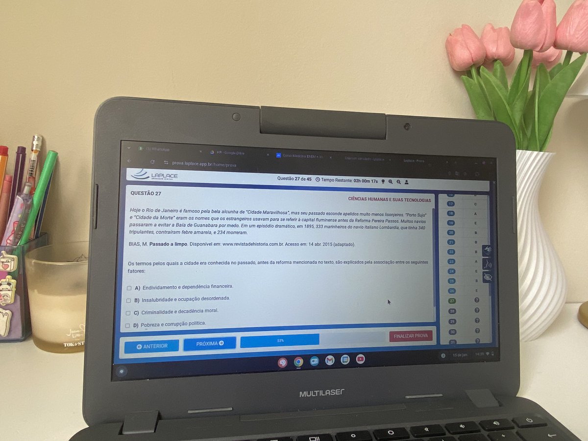 studydoris's tweet image. dia 4! fiz simulado hoje :)