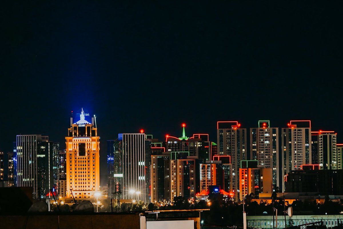 منظر مدينة هولير "أربيل" ليلاً - كوردستان 📍
Kurdistan | Hawlêr "Erbil" city in night