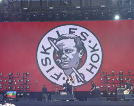 Snacks64670369's tweet image. "en qué sociedad desquiciada nos hemos transformado"