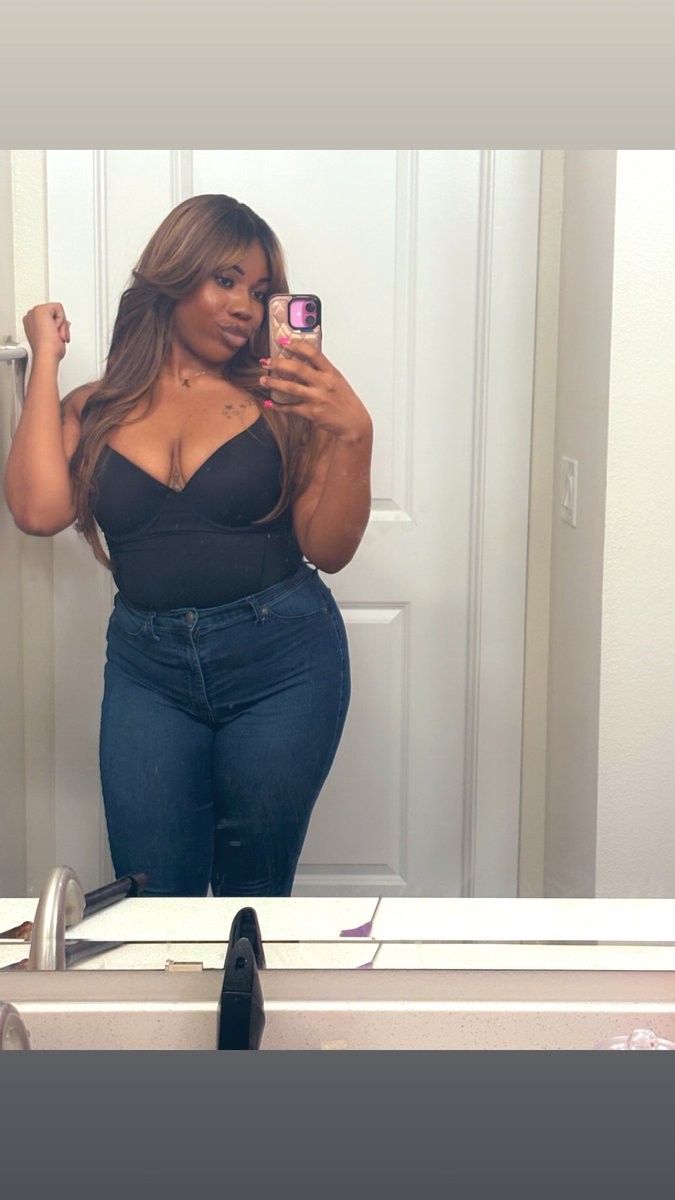 AeshaLashae's tweet image. #twitterfeed ✨