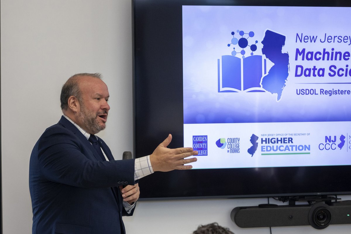 NJ's Community Colleges tweet media