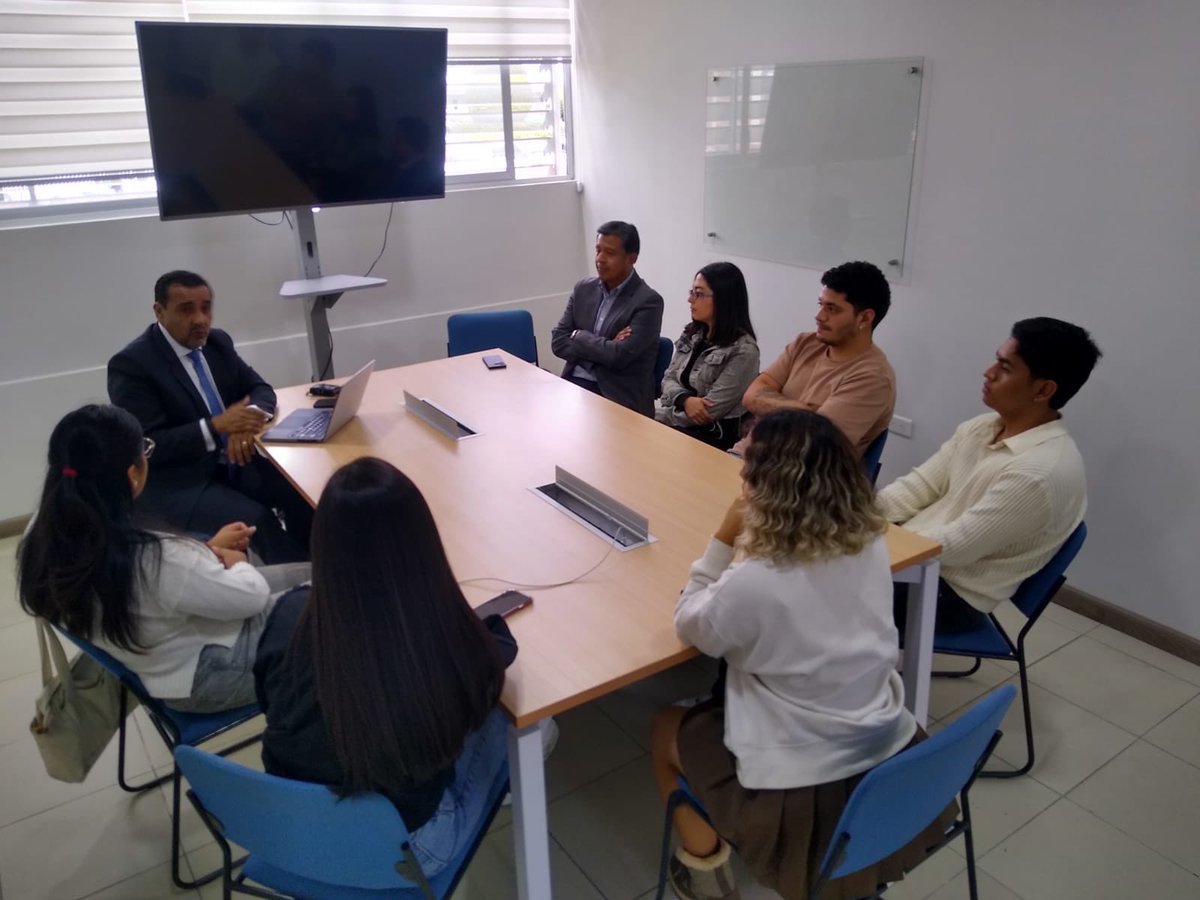 Carrera de Comunicación UTPL tweet media