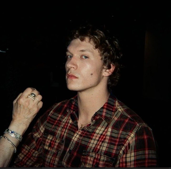 lesbianilya's tweet image. this picture of connor most gorgeous man ever