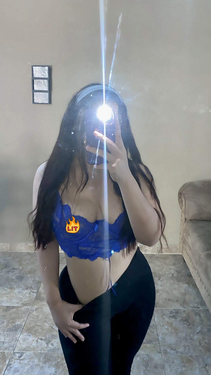 TaniaEspejo322's tweet photo. De qué color creen que sea mi tanga?🫣 https://t.co/dJl27WxfQR
