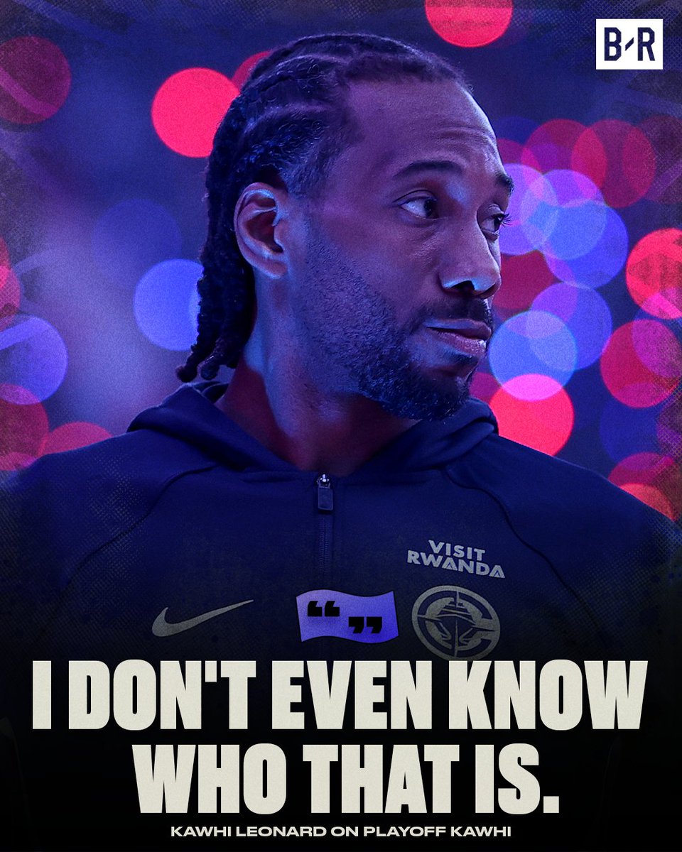 BleacherReport's tweet image. Kawhi says the media 'makes up names and titles' for players when asked about "Playoff Kawhi" 😭

(Via @LawMurrayTheNU)