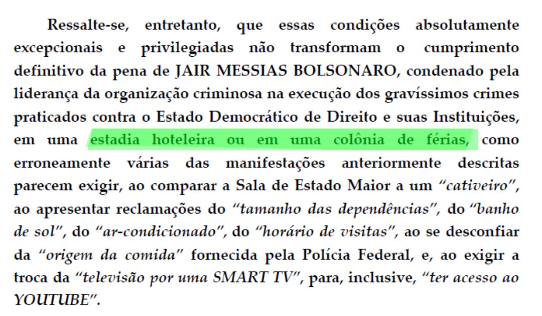 lazarorosa25's tweet image. Rapaz, que lapada! Alexandre de Moraes ao determinar prisão de Bolsonaro na Papuda: “Não é hotel, nem colônia de férias”.