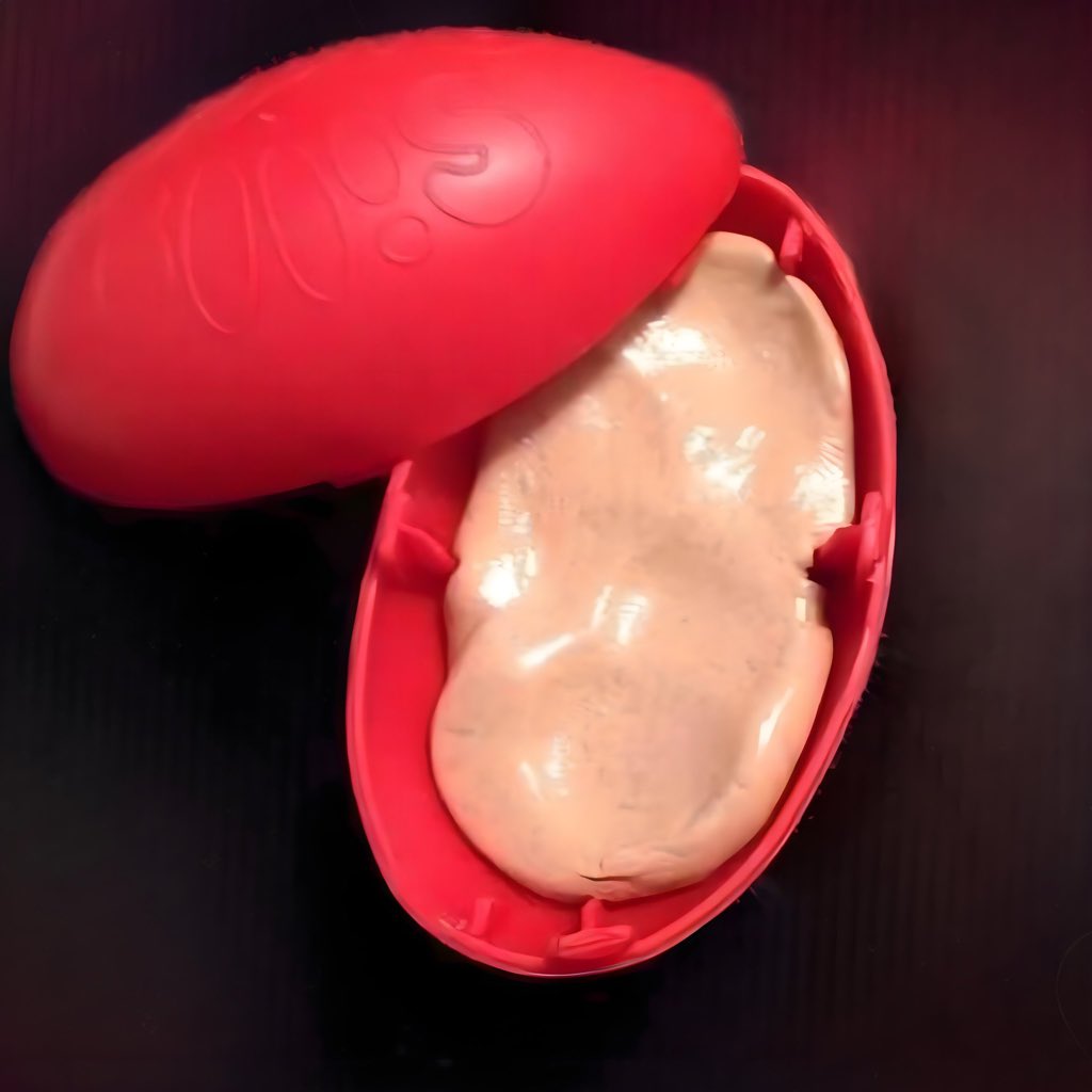 lady_valor_07's tweet image. Who knows what this is?