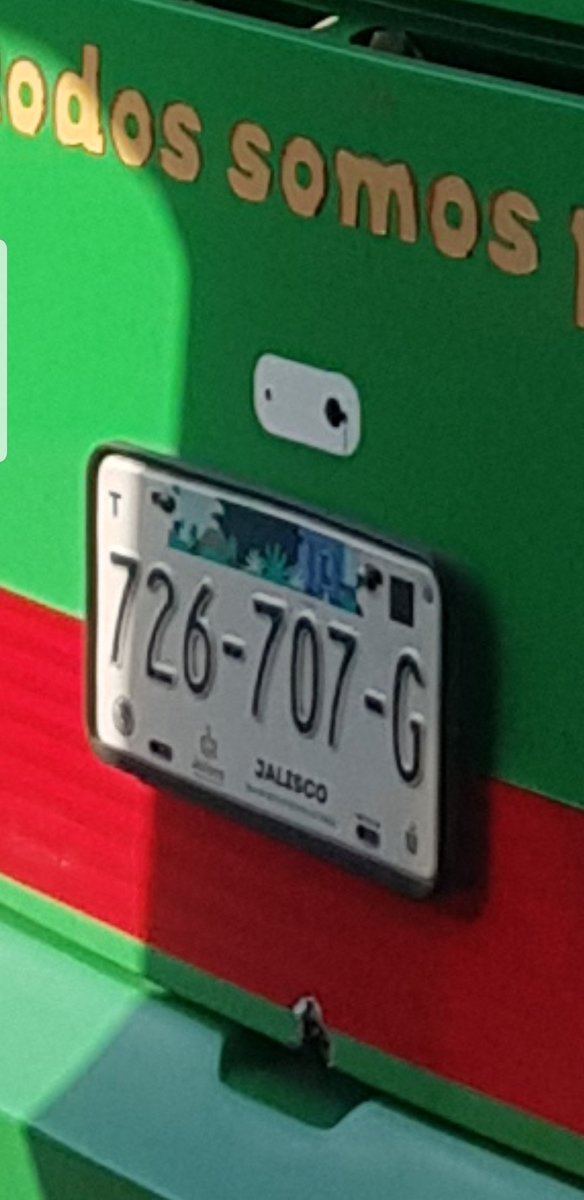 elymistk's tweet photo. @TransporteJal Ruta 111 ubicacion Jesus Michel  no registra la tarjeta de prepago, dice que invalida cuando trae 100 pesos de saldo. Te obligan a pagar en efectivo. Es pura transa de ellos. Es comun en esta ruta. @PabloLemusN https://t.co/SPSQUl98w2