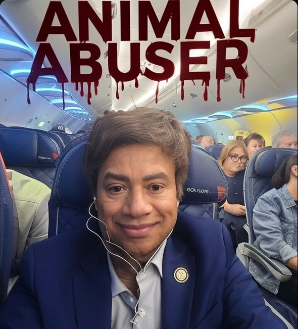 <a href="/Sadie_NC/">Sadie</a> And look at the idiots standing behind him!
I hate this squirrelly little fuck with a blue/white passion!