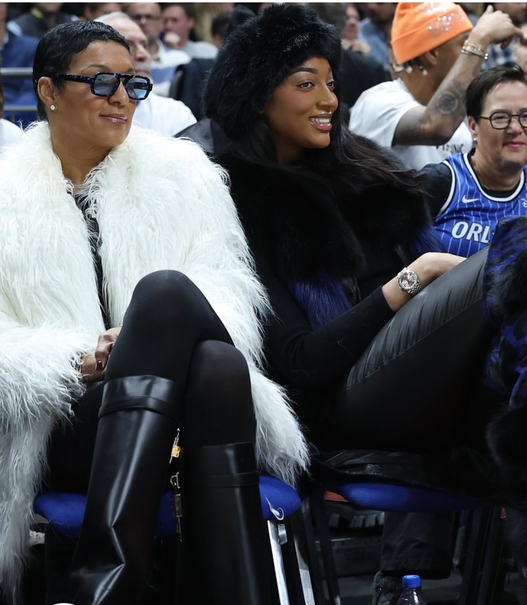 AngelReese(TheMom) tweet media