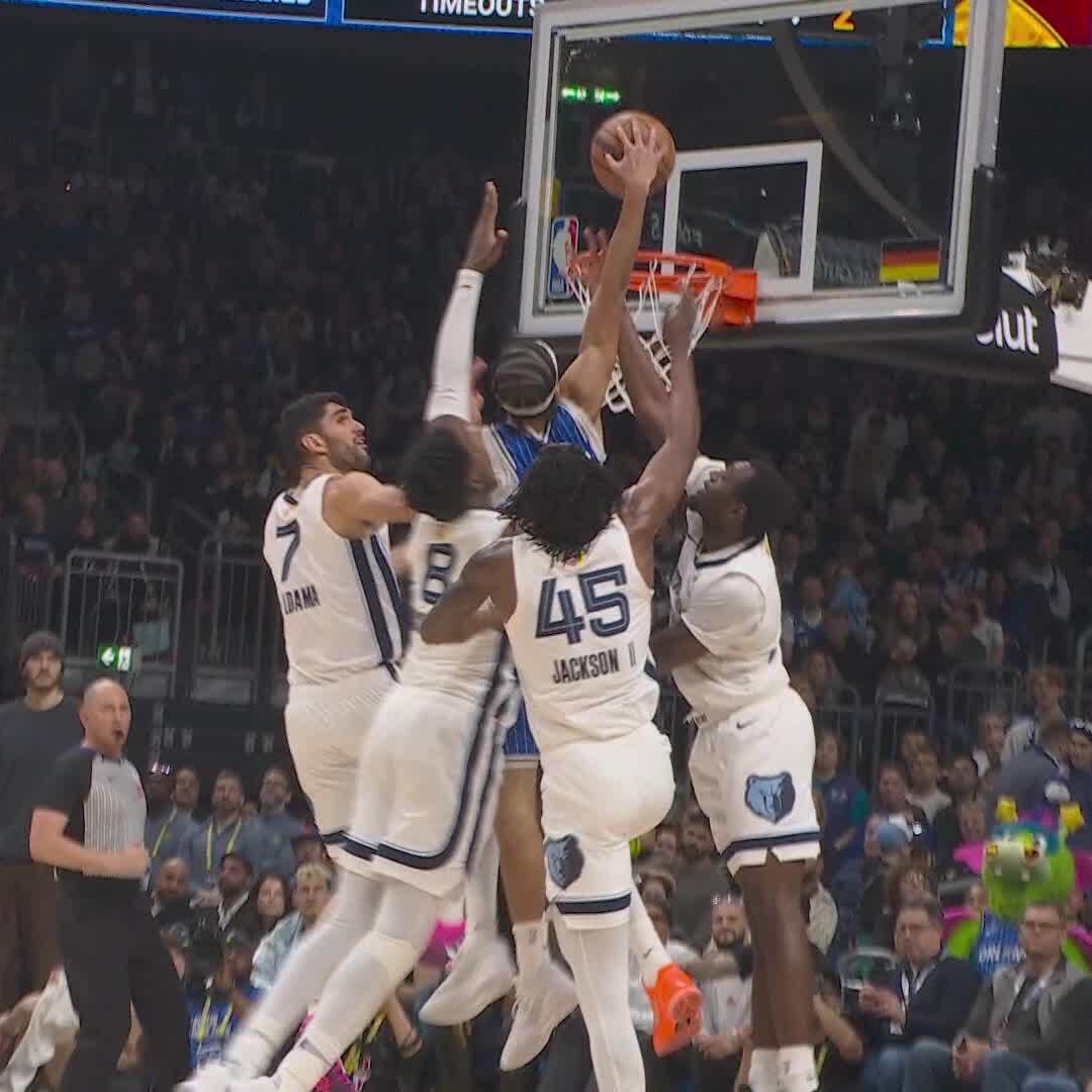 ANTHONY BLACK ON EVERYONES HEAD !