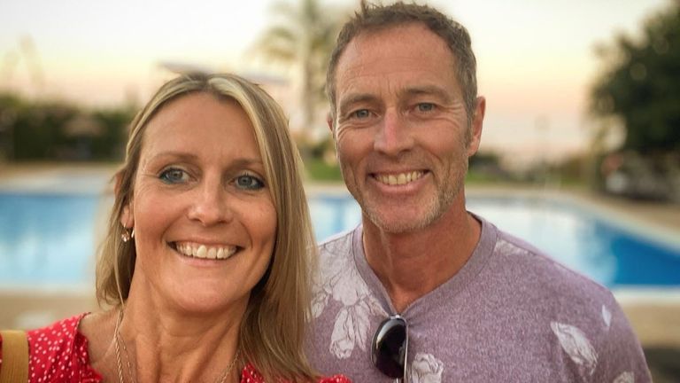 6/6 Concern For Couple Jailed In Tehran As British Embassy Closes
hostageaid.org/concern-for-co…
UK - BBC
The son of a British couple, Lindsay &amp; Craig Foreman, detained in Iran has expressed his concern for their welfare after the UK's embassy was closed in Tehran amid the deadly