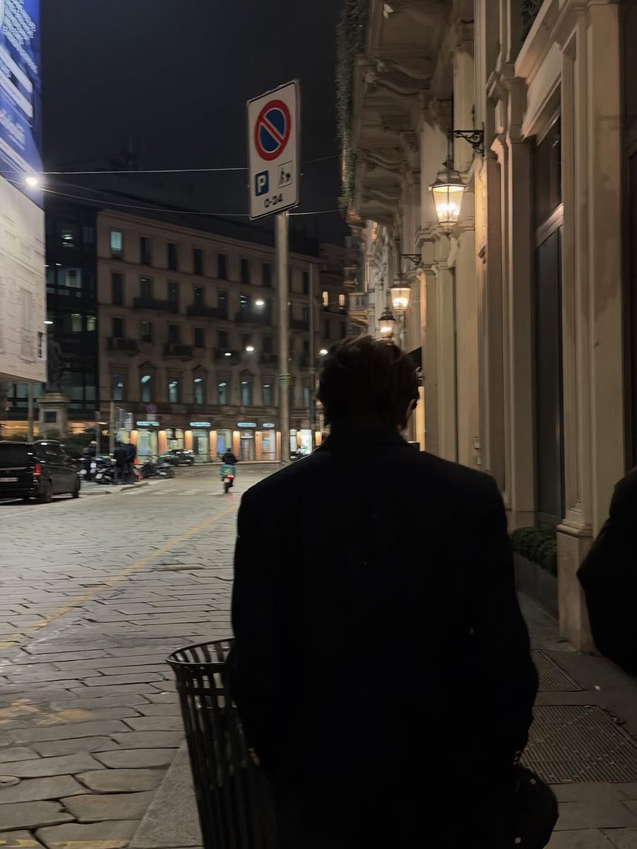 twinkhae's tweet image. he's so boyfriend