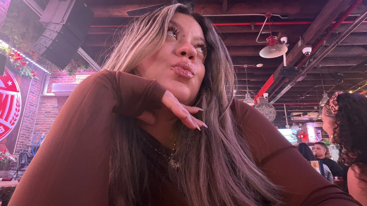 idk who blonde me is but I like her