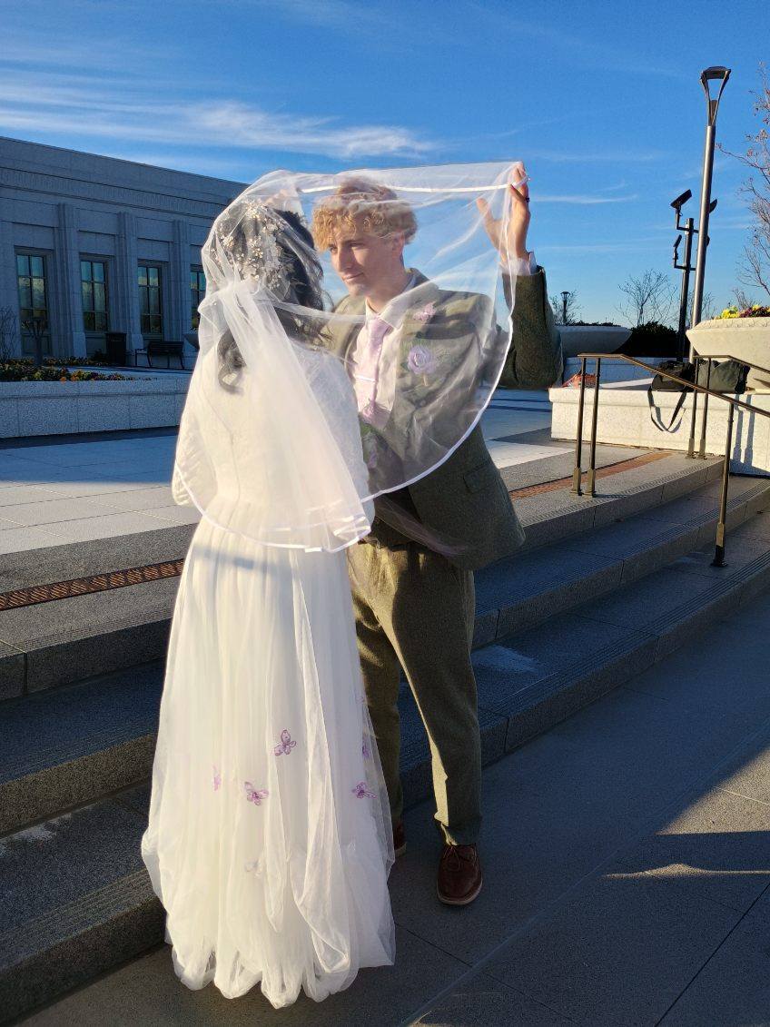 GUATEMAXmations's tweet photo. 1 month married &amp; sealed for time &amp; all eternity

10/10 highly recommend https://t.co/Vh99xqiSTx