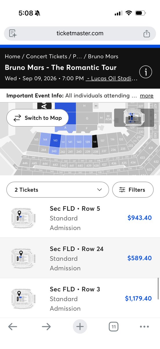 sillypunkcat's tweet photo. i saw TAYLOR SWIFT at this stadium last year for 200 dollars. https://t.co/lrD0koJd8E