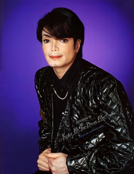 pecadocomunal's tweet image. wait why he giving-