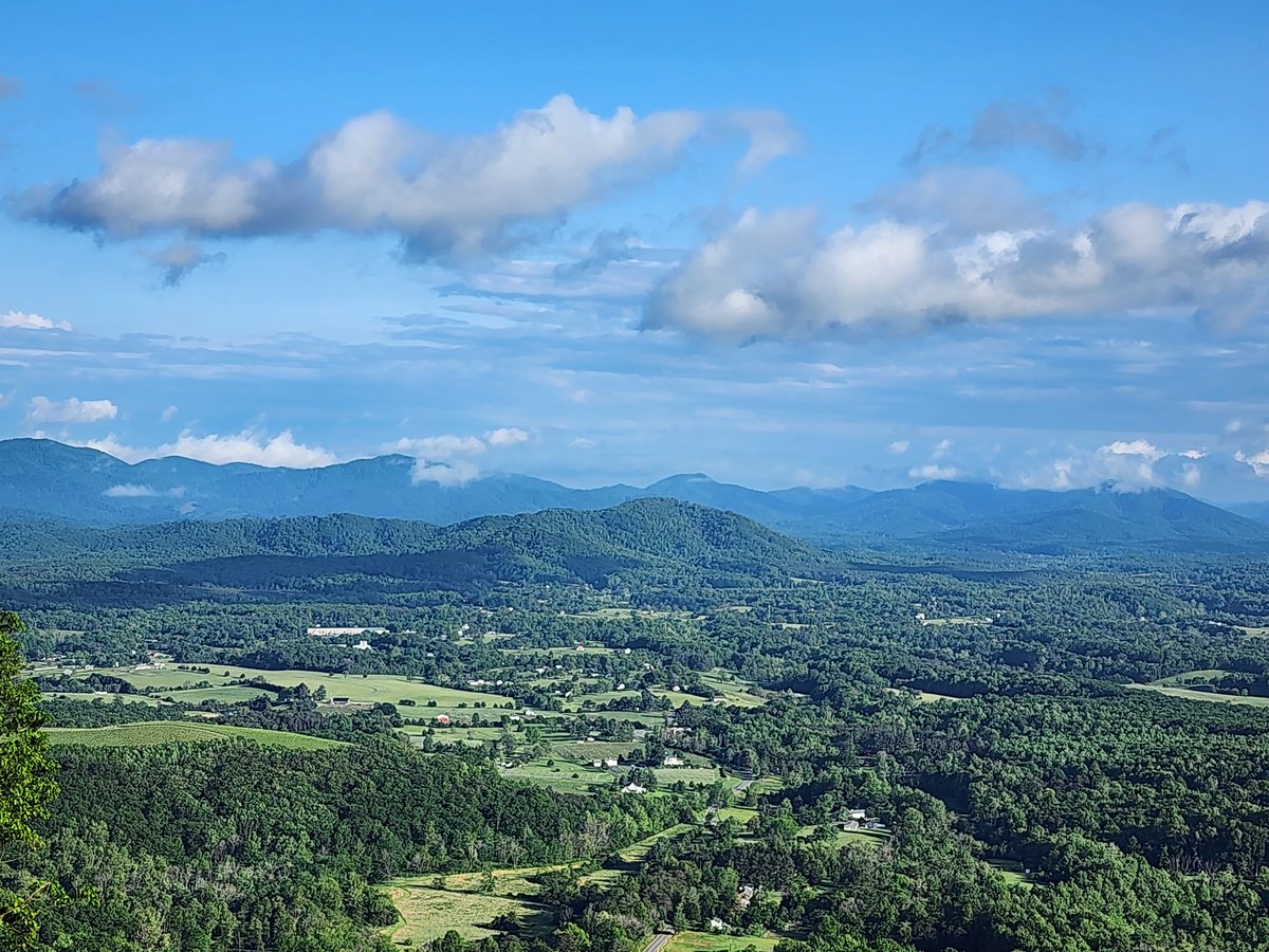 I'm forever ready to head back home to Virginia. Always beautiful 

#Virginia #beautiful