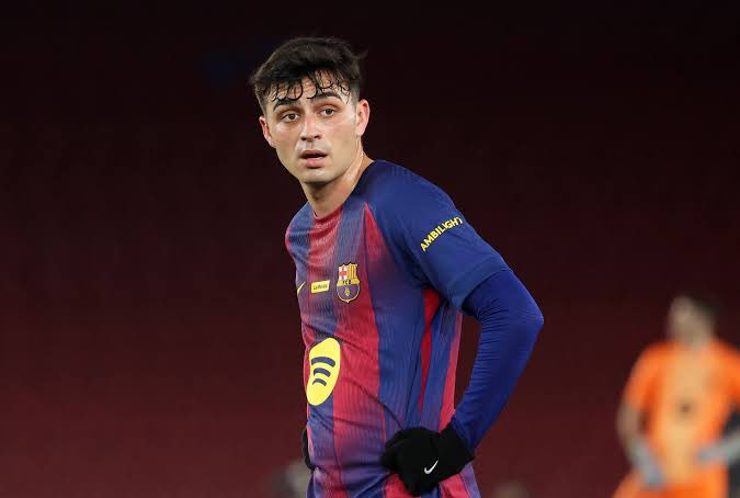 Kaypoisson1's tweet photo. Pedri makes football look too easy
The game was over as soon as he stepped on the pitch 
What a player

Best midfielder in the world https://t.co/gJipIXBRcN