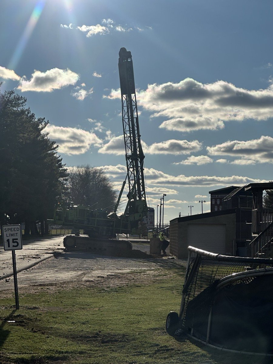 CVilleLTS's tweet image. Did Someone Say LIGHTS? #NewLEDs #Excited #LTS