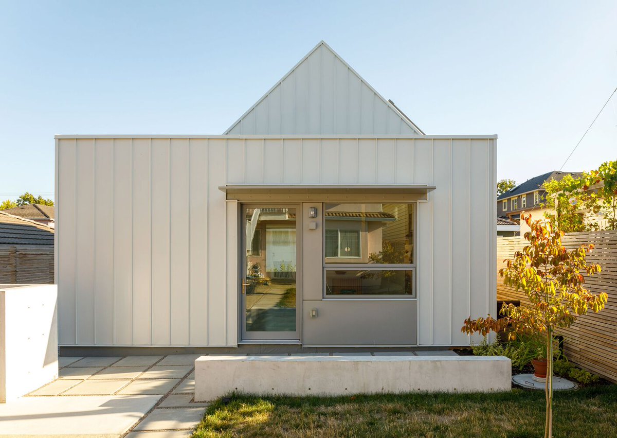 illustrarch's tweet image. E44 Laneway House by Imu Chan Architecture

#houses #architects #design #architecture #illustrarch